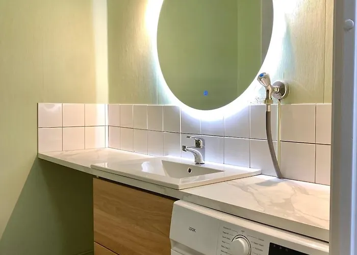 Ellis Seaside شقة